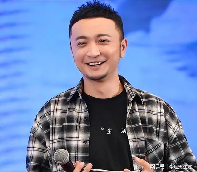 翻译官42岁尼格买提无儿无女开元棋牌试玩母亲是演员再婚嫁(图16)